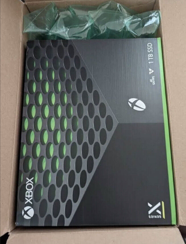 Lee más sobre el artículo Microsoft Xbox Series X 1TB consola de videojuegos-Negro